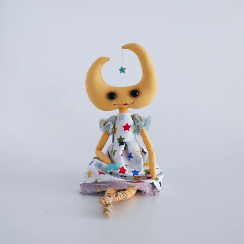 Hortense Moonhead the Moon girl